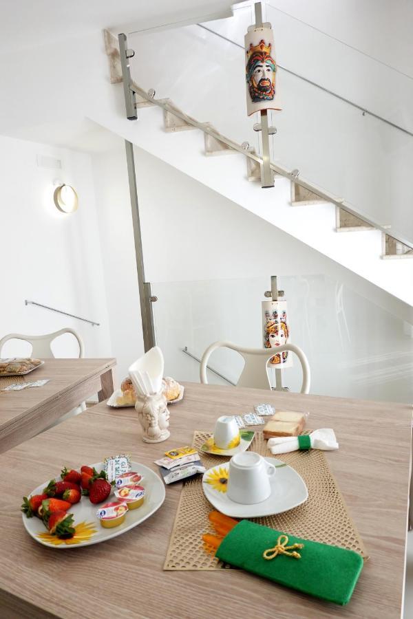 Gli Zii Di Sicilia Bed & Breakfast Racalmuto Dış mekan fotoğraf